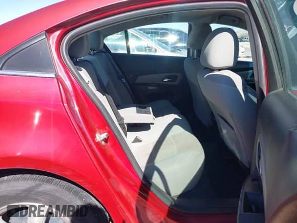 2012 Chevrolet Cruze 1LT с VIN 1G1PF5SC8C7391419, выставлен на аукционе IAAI как лот 43490048 с пробегом 156 102 миль миль и . История ставок и продаж доступна на DreamBid. Изображение 8.