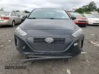 2017 Hyundai Ioniq SEL z VIN KMHC75LCXHU051808, wystawiony jako Copart lot #65666463 z przebiegiem 103 993 mil mil oraz . Historia ofert i sprzedaży dostępna na DreamBid. Obrazek 5.