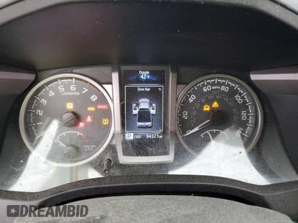 2018 Toyota Tacoma SR5 with VIN 5TFRZ5CN3JX065967, listed as a Copart auction lot 45059415 with 94,321 mi miles and Salvage title. Bid and sale history available at DreamBid. Image 9.