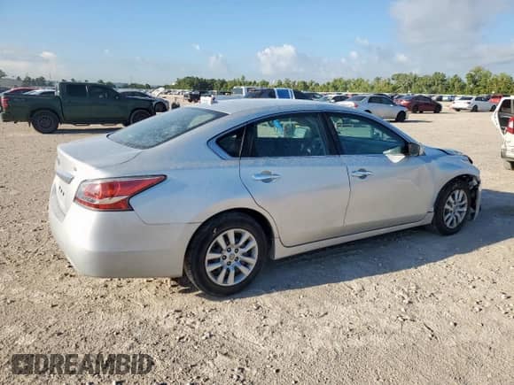 2015 Nissan Altima 2.5 with VIN 1N4AL3AP2FC468673, listed as a Copart auction lot 81728075 with 95,583 mi miles and Salvage title. Bid and sale history available at DreamBid. Image 3.