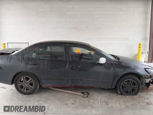 2006 Honda Accord LX SE with VIN 1HGCM56336A121853, listed as a IAAI auction lot 43373058 with 289,811 mi miles and . Bid and sale history available at DreamBid. Image 13.