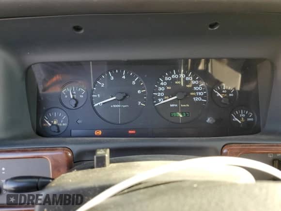 1998 Jeep Grand Cherokee Laredo z VIN 1J4FX58S6WC294787, wystawiony jako Copart lot #71563695 z przebiegiem 198 537 mil mil oraz Czysty tytuł • Clean title. Historia ofert i sprzedaży dostępna na DreamBid. Obrazek 9.