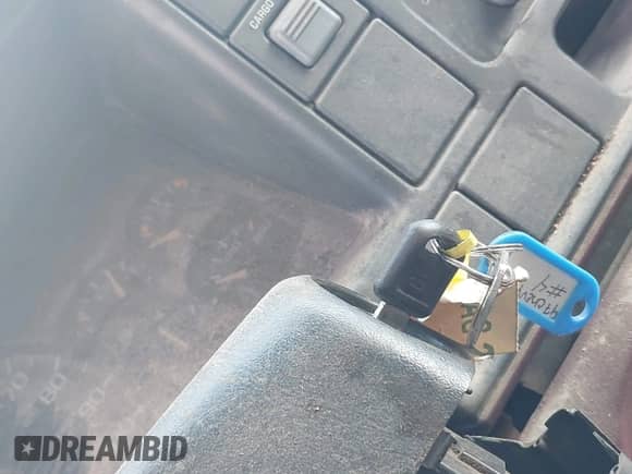 1997 Chevrolet Silverado 2500 с VIN 1GCGK29R8VE105370, выставлен на аукционе IAAI как лот 43174889 с пробегом 231 496 миль миль и . История ставок и продаж доступна на DreamBid. Изображение 11.