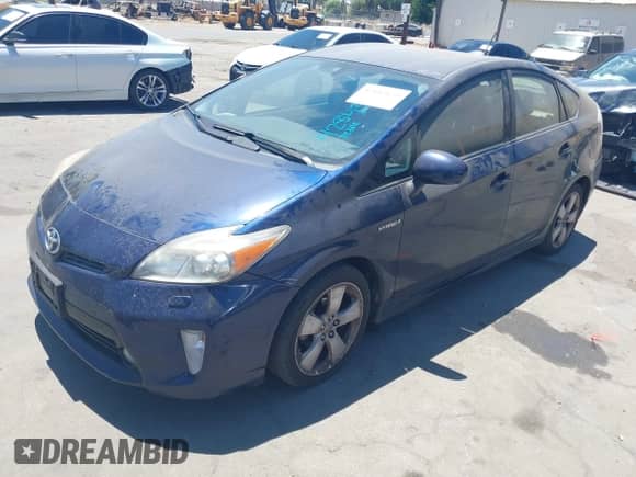 2013 Toyota Prius One z VIN JTDKN3DU7D1668614, wystawiony jako IAAI lot #42843625 z przebiegiem 237 979 mil mil oraz . Historia ofert i sprzedaży dostępna na DreamBid. Obrazek 2.