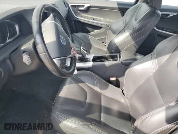 2017 Volvo S60 Dynamic с VIN YV140MTL5H2438716, выставлен на аукционе Copart как лот 64754205 с пробегом Не указан миль и Списание • Salvage title. История ставок и продаж доступна на DreamBid. Изображение 7.