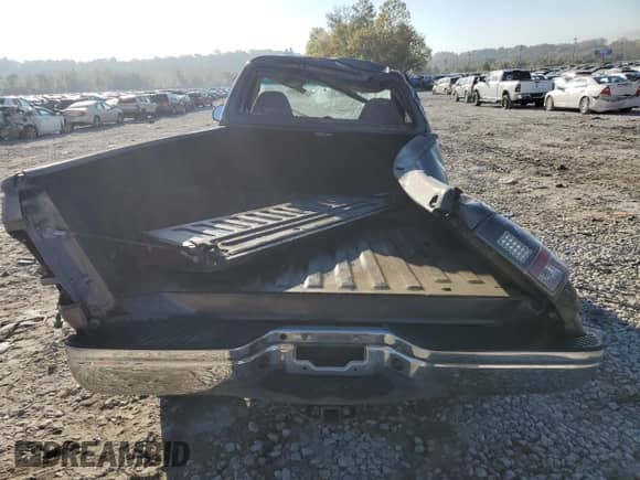 2002 Ford F-150 XL с VIN 2FTRF18W12CA41575, выставлен на аукционе Copart как лот 75248554 с пробегом Не указан миль и Списание • Salvage title. История ставок и продаж доступна на DreamBid. Изображение 6.