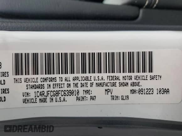 2015 Jeep Grand Cherokee Overland with VIN 1C4RJFCG8FC639010, listed as a Copart auction lot 84939425 with Not provided miles and Salvage title. Bid and sale history available at DreamBid. Image 13.