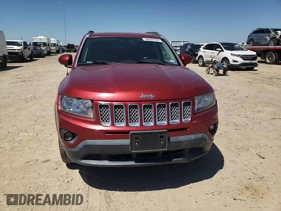 2016 Jeep Compass Latitude z VIN 1C4NJCEB5GD582565, wystawiony jako Copart lot #56699155 z przebiegiem 77 749 mil mil oraz Szkoda całkowita • Salvage title. Historia ofert i sprzedaży dostępna na DreamBid. Obrazek 15.