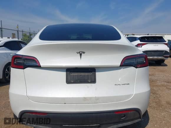 2023 Tesla Model Y Long Range с VIN 7SAYGAEE5PF708297, выставлен на аукционе IAAI как лот 42927362 с пробегом 27 230 миль миль и . История ставок и продаж доступна на DreamBid. Изображение 15.