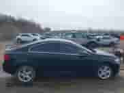 2015 Volvo S60 T5 Premier с VIN YV1612TK7F1357446, выставлен на аукционе IAAI как лот 41867566 с пробегом 90 023 миль миль и . История ставок и продаж доступна на DreamBid. Изображение 13.