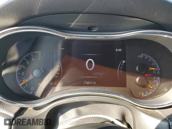 2020 Jeep Grand Cherokee Laredo E с VIN 1C4RJFAG9LC419499, выставлен на аукционе Copart как лот 67241675 с пробегом 178 217 миль миль и Списание • Salvage title. История ставок и продаж доступна на DreamBid. Изображение 9.