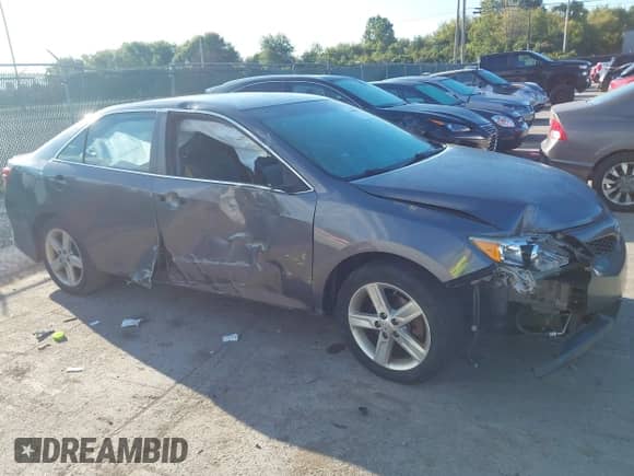 2014 Toyota Camry L with VIN 4T1BF1FK2EU424670, listed as a IAAI auction lot 43168182 with 158,165 mi miles and . Bid and sale history available at DreamBid. Image 13.