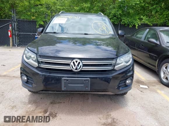 2014 Volkswagen Tiguan S с VIN WVGBV3AX1EW626325, выставлен на аукционе IAAI как лот 42338311 с пробегом 129 852 миль миль и . История ставок и продаж доступна на DreamBid. Изображение 6.
