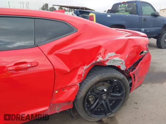 2016 Chevrolet Camaro 1LT с VIN 1G1FB1RX9G0161721, выставлен на аукционе IAAI как лот 43437772 с пробегом 81 524 миль миль и . История ставок и продаж доступна на DreamBid. Изображение 6.