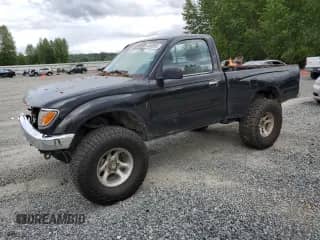 1996 Toyota Tacoma z VIN 4TAPM62N8TZ095935, wystawiony jako Copart lot #57633695 z przebiegiem 236 325 mil mil oraz Szkoda całkowita • Salvage title. Historia ofert i sprzedaży dostępna na DreamBid. Obrazek 1.