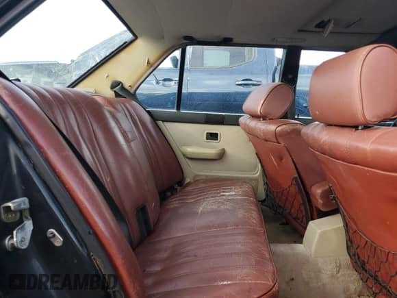 1988 BMW 5 Series с VIN WBADC7405J1717899, выставлен на аукционе Copart как лот 86656734 с пробегом Не указан миль и Чистый • Clean title. История ставок и продаж доступна на DreamBid. Изображение 10.