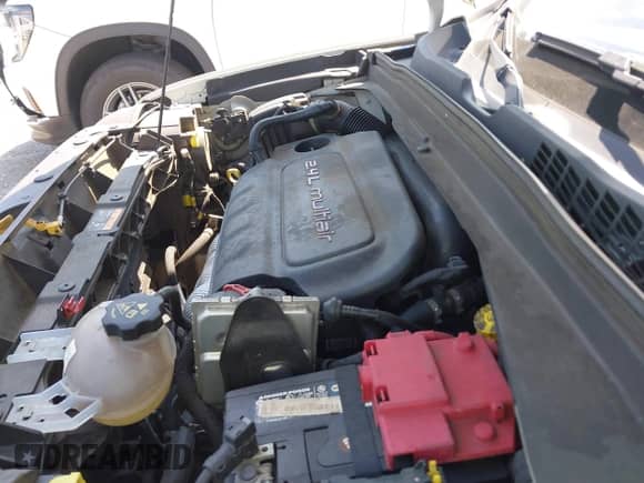 2018 Jeep Renegade Latitude with VIN ZACCJABB0JPH75926, listed as a IAAI auction lot 42998900 with 134,013 mi miles and . Bid and sale history available at DreamBid. Image 10.