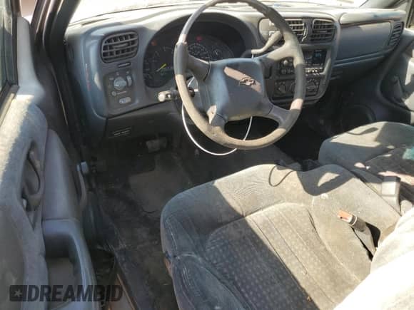 2000 Chevrolet S-10 LS with VIN 1GCDT14W4Y8197054, listed as a Copart auction lot 75340294 with 246,045 mi miles and Salvage title. Bid and sale history available at DreamBid. Image 8.