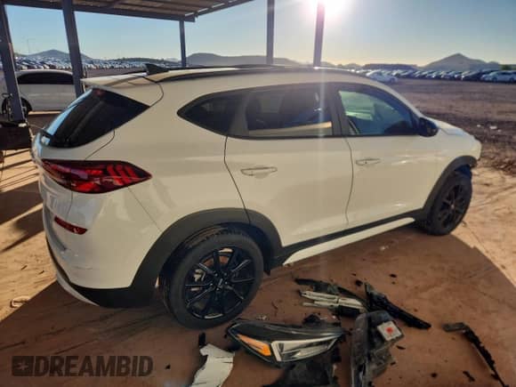 2019 Hyundai Tucson Night Edition с VIN KM8J33AL7KU938929, выставлен на аукционе Copart как лот 86597315 с пробегом 52 319 миль миль и Списание • Salvage title. История ставок и продаж доступна на DreamBid. Изображение 3.