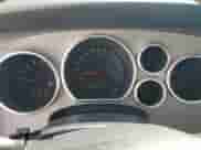 2010 Toyota Tundra Limited z VIN 5TFFY5F15AX076337, wystawiony jako Copart lot #63857635 z przebiegiem 292 023 mil mil oraz Szkoda całkowita • Salvage title. Historia ofert i sprzedaży dostępna na DreamBid. Obrazek 9.