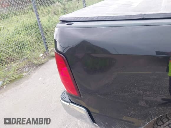 2018 Ram 1500 Big Horn с VIN 1C6RR6TT4JS160515, выставлен на аукционе IAAI как лот 43061863 с пробегом 131 104 миль миль и . История ставок и продаж доступна на DreamBid. Изображение 17.