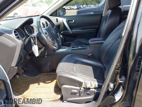 2010 Nissan Rogue S with VIN JN8AS5MV0AW108719, listed as a IAAI auction lot 42569737 with 233,468 mi miles and . Bid and sale history available at DreamBid. Image 5.