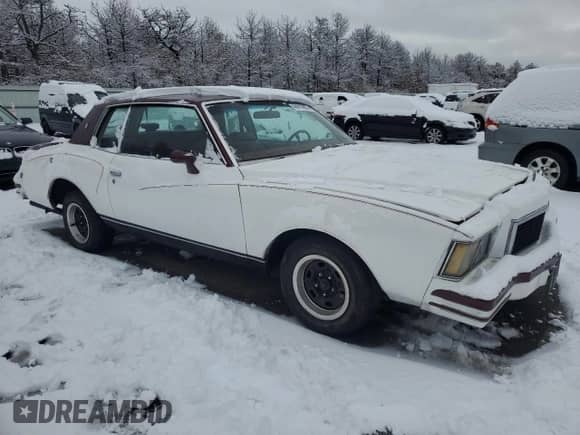 1978 Chevrolet Monte Carlo с VIN 1Z37U8B494725, выставлен на аукционе Copart как лот 44415805 с пробегом 1 993 миль миль и Списание • Salvage title. История ставок и продаж доступна на DreamBid. Изображение 4.