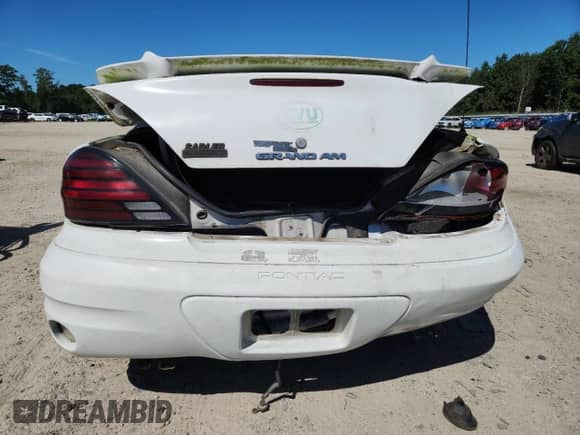 2004 Pontiac Grand Am SE1 with VIN 1G2NF52E44C212807, listed as a Copart auction lot 70111845 with 115,492 mi miles and Salvage title. Bid and sale history available at DreamBid. Image 6.