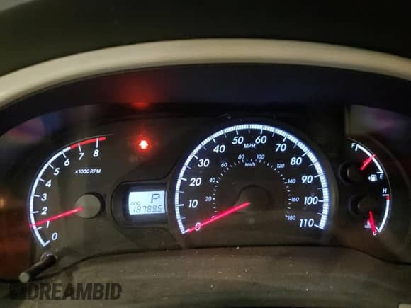 2014 Toyota Sienna LE AAS with VIN 5TDKK3DCXES461817, listed as a Copart auction lot 71806975 with 187,895 mi miles and Non repairable. Bid and sale history available at DreamBid. Image 9.