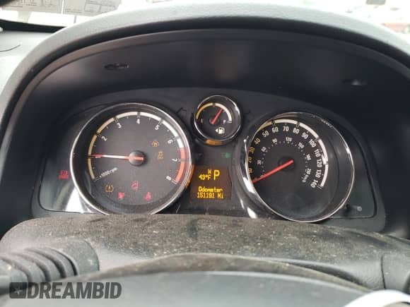 2009 Saturn VUE XE z VIN 3GSCL33P89S623679, wystawiony jako Copart lot #49216544 z przebiegiem 151 191 mil mil oraz Szkoda całkowita • Salvage title. Historia ofert i sprzedaży dostępna na DreamBid. Obrazek 9.