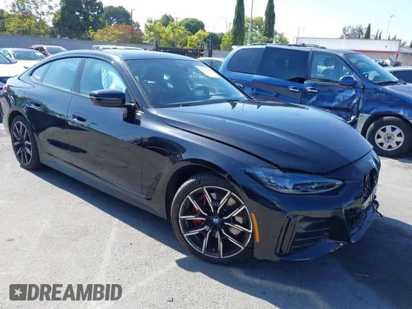 2024 BMW i4 eDrive40 с VIN WBY73AW09RFS63308, выставлен на аукционе IAAI как лот 42511590 с пробегом 7 499 миль миль и . История ставок и продаж доступна на DreamBid. Изображение 1.