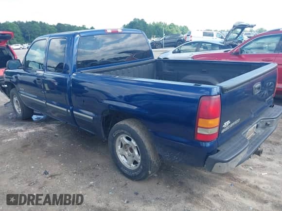 2002 Chevrolet Silverado 1500 LS z VIN 2GCEC19T921276930, wystawiony jako IAAI lot #42705421 z przebiegiem 262 998 mil mil oraz . Historia ofert i sprzedaży dostępna na DreamBid. Obrazek 3.