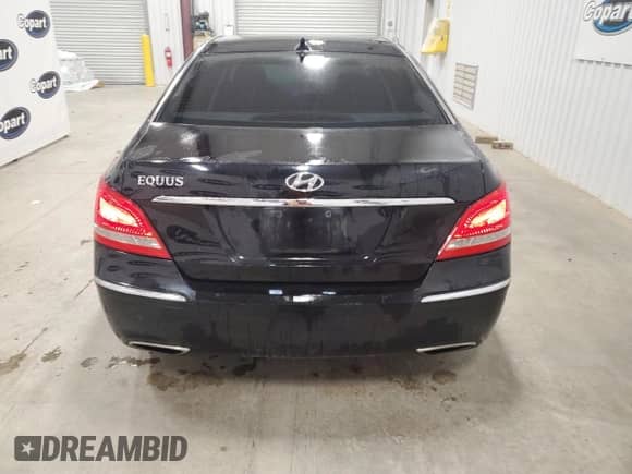 2012 Hyundai Equus Ultimate with VIN KMHGH4JH9CU045255, listed as a Copart auction lot 80279545 with 127,355 mi miles and Clean title. Bid and sale history available at DreamBid. Image 6.