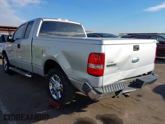 2006 Ford F-150 XLT with VIN 1FTPX125X6NB25107, listed as a IAAI auction lot 41439137 with 148,525 mi miles and . Bid and sale history available at DreamBid. Image 3.