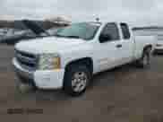 2008 Chevrolet Silverado 1500 1LT with VIN 2GCEC19J581132699, listed as a Copart auction lot 82658015 with Not provided miles and Clean title. Bid and sale history available at DreamBid. Image 1.