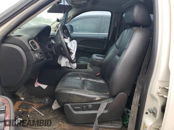 2008 Chevrolet Suburban LTZ с VIN 1GNFC160X8R197997, выставлен на аукционе Copart как лот 79452344 с пробегом Не указан миль и Списание • Salvage title. История ставок и продаж доступна на DreamBid. Изображение 7.