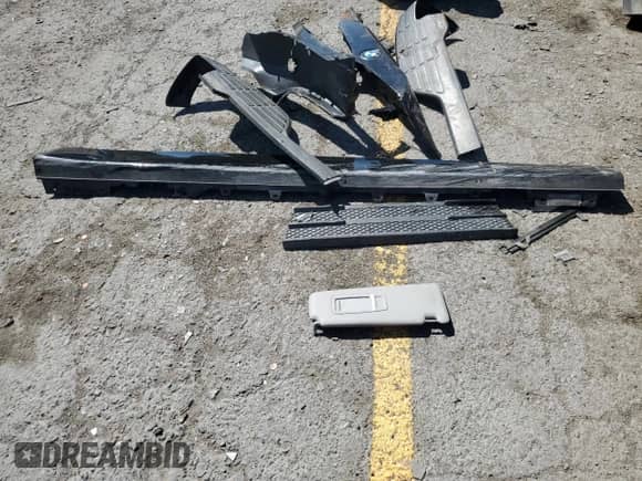 2015 BMW 4 Series 428i with VIN WBA4A5C59FGK15764, listed as a Copart auction lot 80914575 with 113,055 mi miles and Salvage title. Bid and sale history available at DreamBid. Image 12.