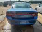 2022 Dodge Charger SXT z VIN 2C3CDXBGXNH169163, wystawiony jako Copart lot #80182365 z przebiegiem 69 551 mil mil oraz Czysty tytuł • Clean title. Historia ofert i sprzedaży dostępna na DreamBid. Obrazek 6.