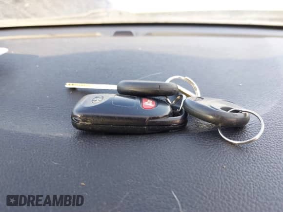 2013 Hyundai Elantra GLS with VIN KMHDH4AE4DU653873, listed as a IAAI auction lot 41564426 with 152,117 mi miles and . Bid and sale history available at DreamBid. Image 11.