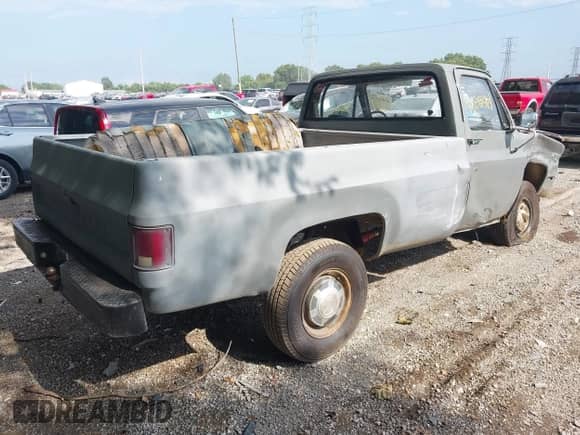 1987 Chevrolet Blazer с VIN 1GNEV18H5HF107357, выставлен на аукционе IAAI как лот 43011529 с пробегом 688 362 миль миль и . История ставок и продаж доступна на DreamBid. Изображение 4.