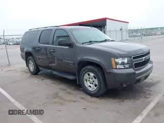 2010 Chevrolet Suburban LS с VIN 1GNUKHE32AR246467, выставлен на аукционе IAAI как лот 42849430 с пробегом 224 527 миль миль и . История ставок и продаж доступна на DreamBid. Изображение 1.
