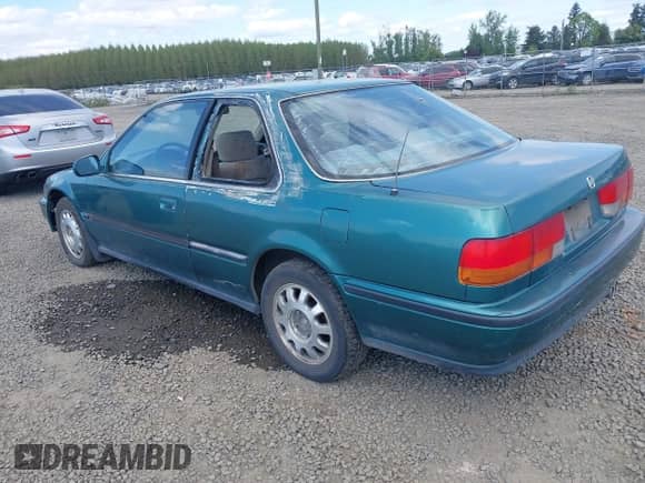 1992 Honda Accord с VIN 1HGCB7272NA037628, выставлен на аукционе IAAI как лот 42052229 с пробегом 248 632 миль миль и . История ставок и продаж доступна на DreamBid. Изображение 3.