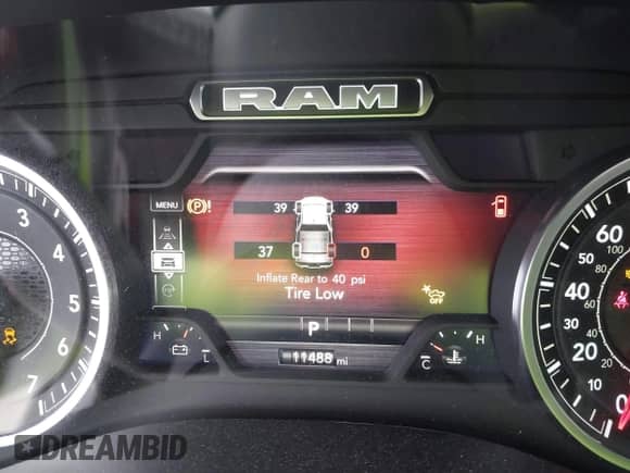 2025 Ram 1500 Lone Star z VIN 1C6RRFFG1SN537641, wystawiony jako IAAI lot #41563794 z przebiegiem 11 488 mil mil oraz . Historia ofert i sprzedaży dostępna na DreamBid. Obrazek 16.