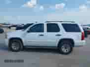 2007 Chevrolet Tahoe LS with VIN 1GNFC13C87R286352, listed as a IAAI auction lot 42927693 with 268,163 mi miles and . Bid and sale history available at DreamBid. Image 14.