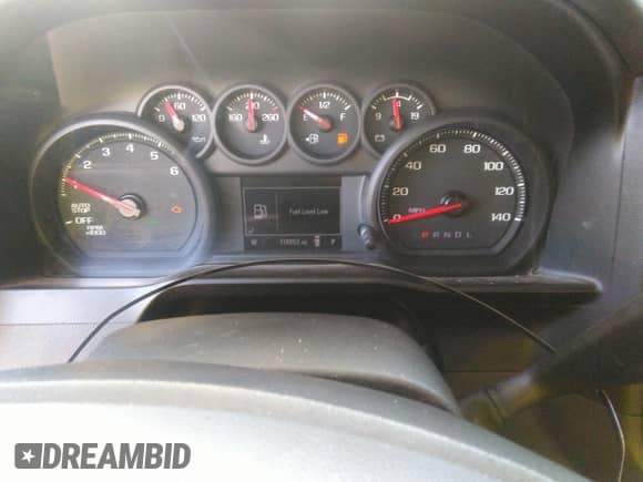 2020 Chevrolet Silverado 1500 Custom z VIN 3GCPWBEK2LG368666, wystawiony jako IAAI lot #42654724 z przebiegiem 118 852 mil mil oraz . Historia ofert i sprzedaży dostępna na DreamBid. Obrazek 7.