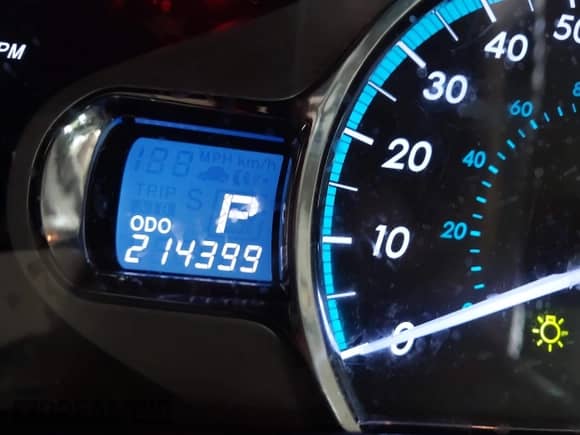 2014 Toyota Sienna Limited с VIN 5TDDK3DC7ES078040, выставлен на аукционе IAAI как лот 42771373 с пробегом 214 399 миль миль и . История ставок и продаж доступна на DreamBid. Изображение 16.