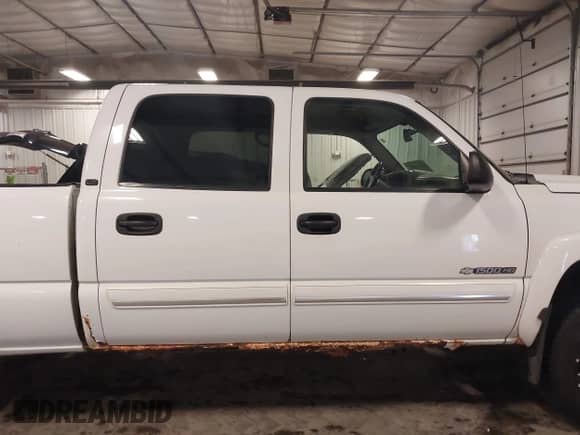 2006 Chevrolet Silverado 1500HD LT1 с VIN 1GCGK13U76F242626, выставлен на аукционе IAAI как лот 40786885 с пробегом 171 077 миль миль и . История ставок и продаж доступна на DreamBid. Изображение 14.