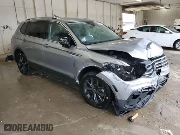 2024 Volkswagen Tiguan SE с VIN 3VV2B7AX7RM098317, выставлен на аукционе Copart как лот 84994555 с пробегом 43 808 миль миль и На запчасти • Non repairable. История ставок и продаж доступна на DreamBid. Изображение 4.