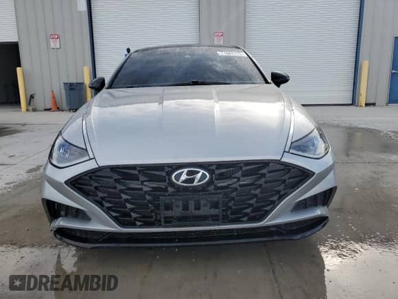 2020 Hyundai Sonata SEL Plus z VIN 5NPEJ4J21LH028813, wystawiony jako Copart lot #71862175 z przebiegiem 97 588 mil mil oraz Szkoda całkowita • Salvage title. Historia ofert i sprzedaży dostępna na DreamBid. Obrazek 5.