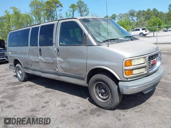 2001 Chevrolet Express с VIN 1GAHG39R711229376, выставлен на аукционе IAAI как лот 41948861 с пробегом 124 925 миль миль и . История ставок и продаж доступна на DreamBid. Изображение 1.
